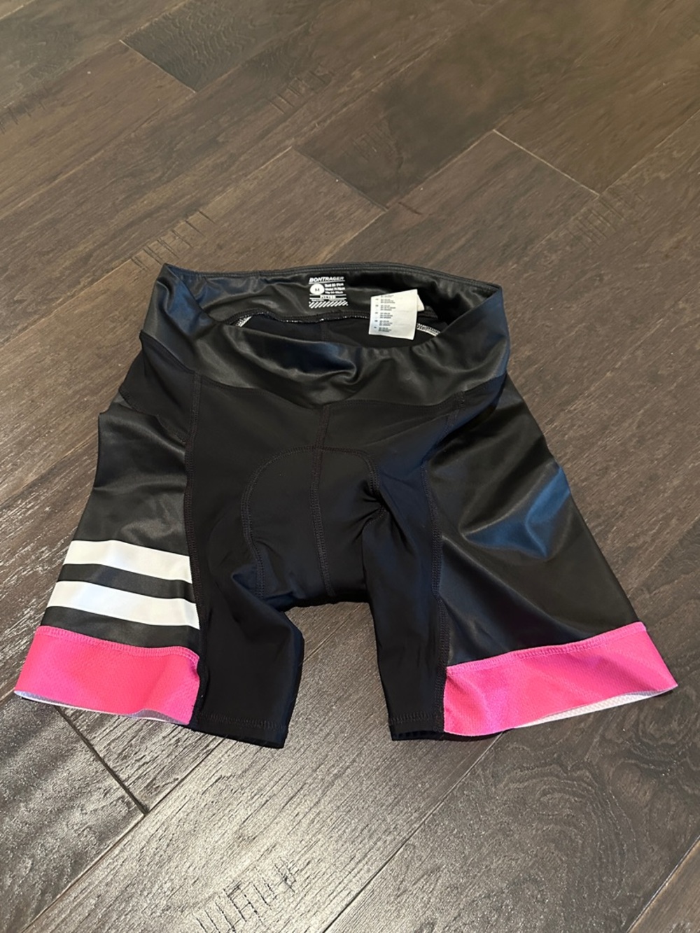 Bontrager Anara LTD women's cycling shorts in black and pink.